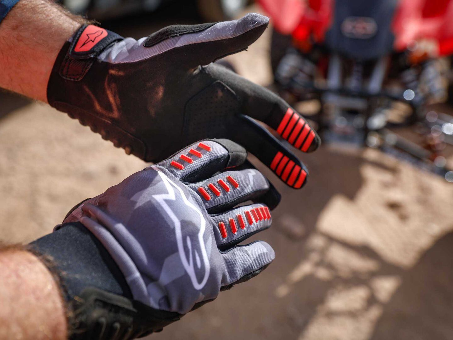 Quad discount riding gloves