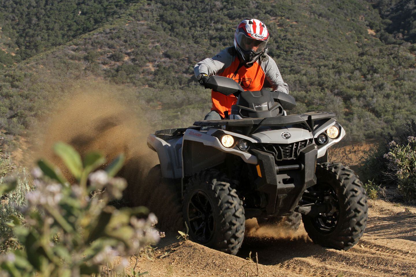 2017 Can-Am Outlander 1000 4x4 ATV Review | ATV Rider